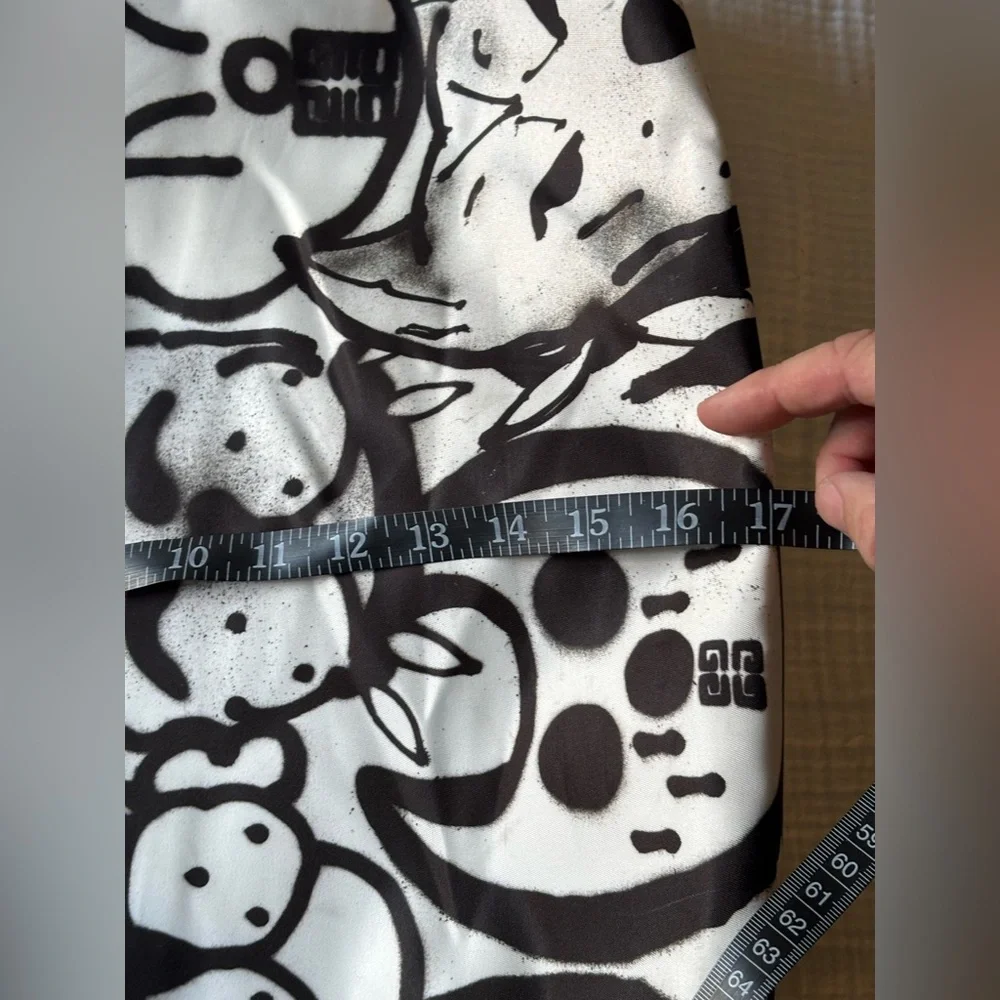 GIVENCHY CHITO TOTE BAG